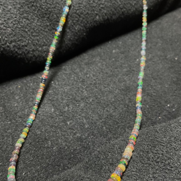 Natural Ethiopian Opal Multicolor Black Welo Opal Bead Gemstone Necklace - Picture 7 of 8